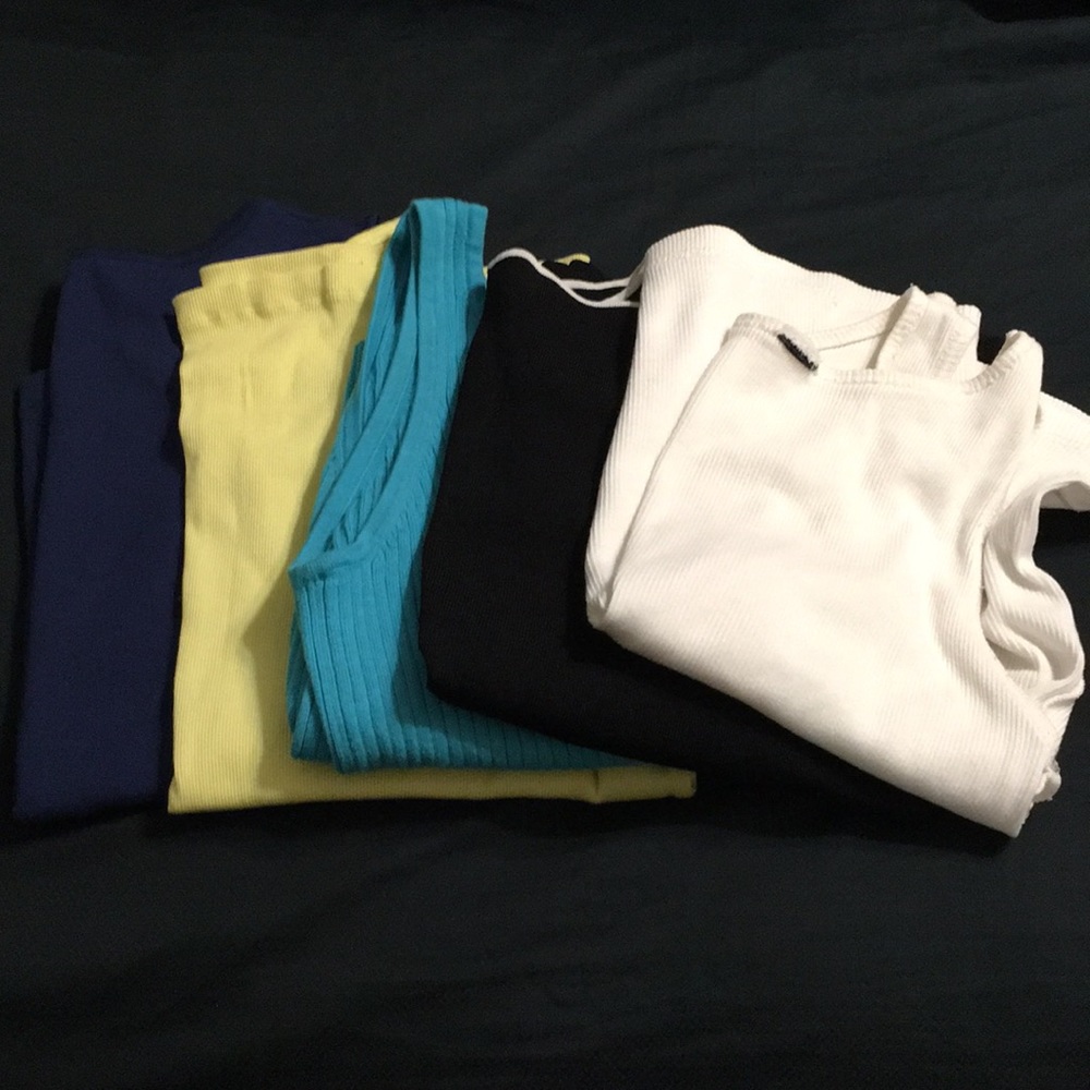 5 used tank tops or sleeveless shirt *3 for 15*